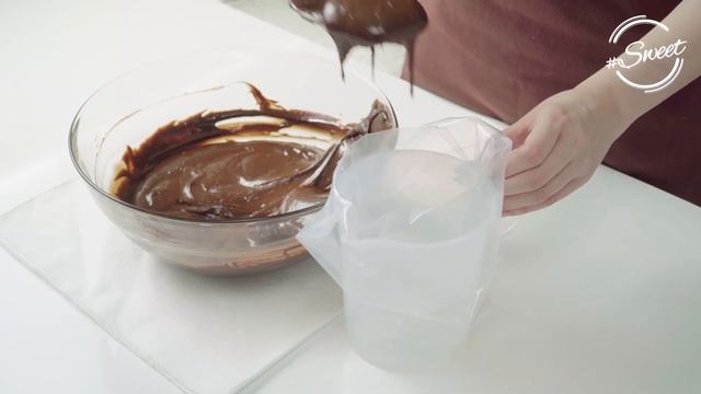 초코 머핀 만들기ㅣ생크림 컵케이크ㅣ코코넛가루ㅣChocolate muffinsㅣチョコマフィンㅣHomebaking, 홈베이킹 레시피, ASMR, Sweet Tag смотреть онлайн