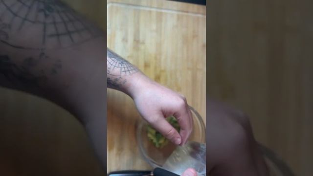 Tuna Tartare / Tartare de Atún смотреть онлайн