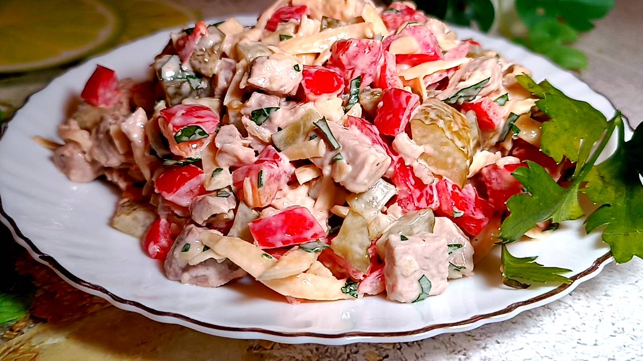 ✨ Салат Гусарский - сытный мясной салат на праздничный стол смотреть онлайн
