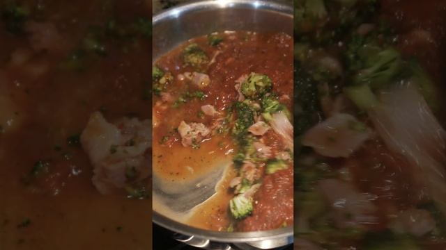 Pasta (Spaghetti with red sauce) смотреть онлайн