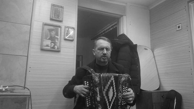 "Кругом пятьсот ". Песня В. Высоцкого под гармонь. Так сказать, предновогодняя ))) смотреть онлайн