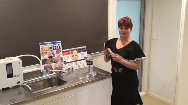 Что Вы пьёте ? Вода вампир или донор? Alkaline water vs Alkalised смотреть онлайн