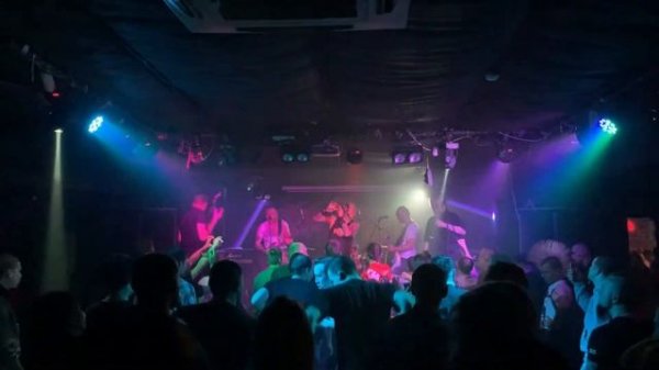 The Пауки - Эй, придурок (Live in Moscow 16.10.21)