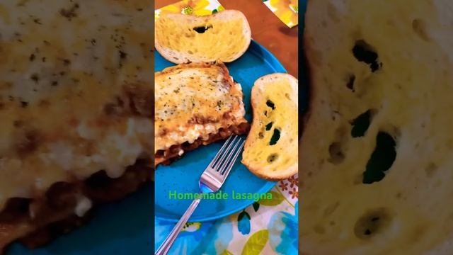 Lasagna made from scratch #foodshorts #lasagna смотреть онлайн