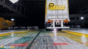 Масштабный краш-тест с грузовиком. 30 автомобилей. Кто самый безопасный_