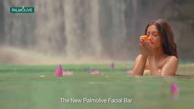 Catherine glows naturally with new Palmolive Facial bar. смотреть онлайн