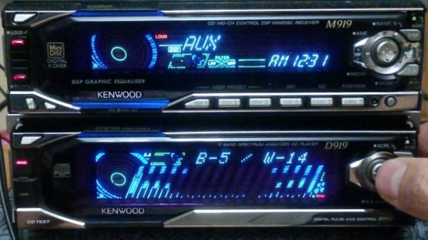 Kenwood M919 & D919 AUX MiniDisc CD Japan old school car audio. (part 1)