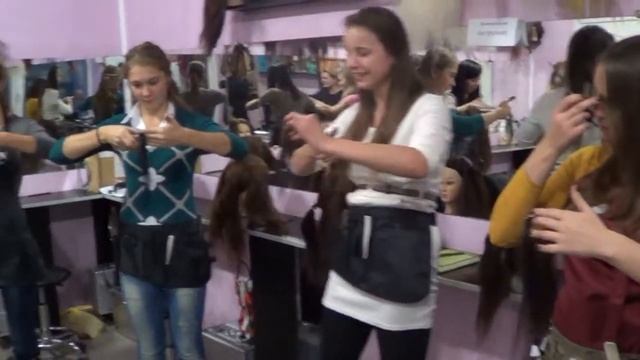 ШКОЛА КРАСИ Slava Studio: Яскраві будні учениць смотреть онлайн