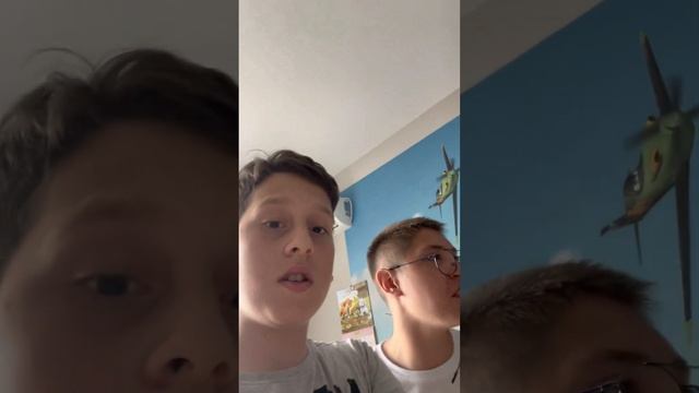 К нам в дом пришел компот.exe смотреть онлайн