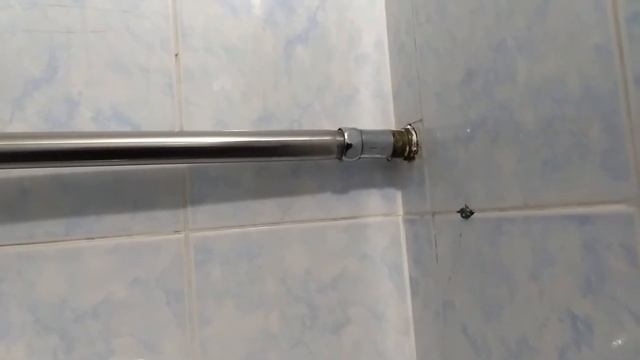 Сорвал резьбу гайки во время установки полотенцесушителя змеевика ! смотреть онлайн