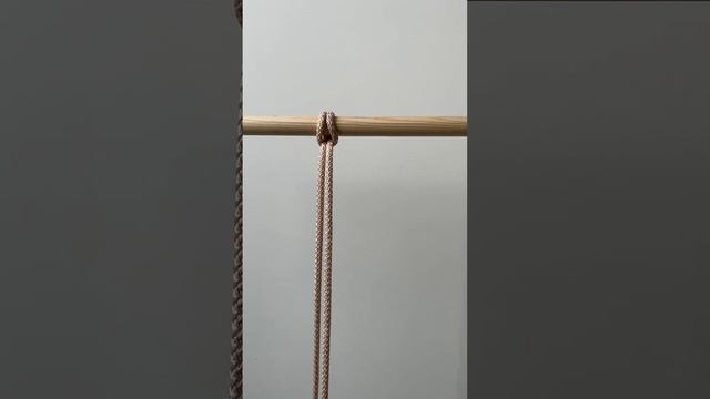 Крепление нити на основание (2 способ) #diy #макраме #macrame #урокимакраме смотреть онлайн