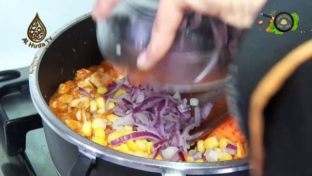 HALAL RECIPES S02 E04 CHICKEN PIE 1080PFHR смотреть онлайн