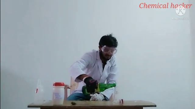 #sodium hydroxide reacts hydrochloric acid to form sodium chloride and water. смотреть онлайн