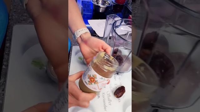 Полезная гранола без сахара, мёда и глютена, рецепт из программы DETOX Anti Age смотреть онлайн