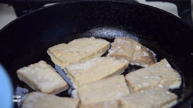 Гренки с чесночным соусом смотреть онлайн