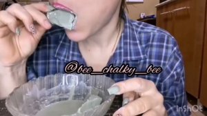 ASMR. подборка хруста мокрым мелом в пасте.