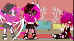 Ла-ла-ла-ла а мне всё мало