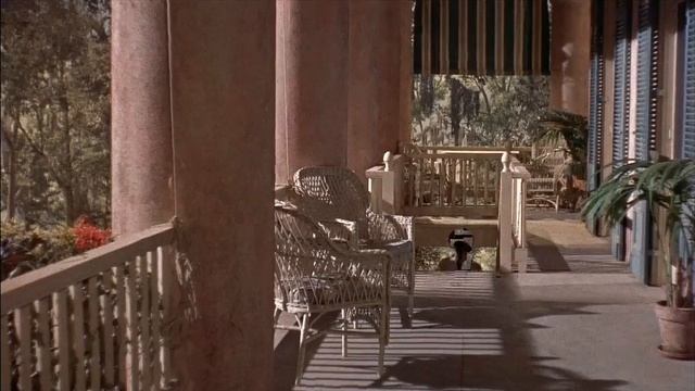 No Neck Little Monsters смотреть онлайн