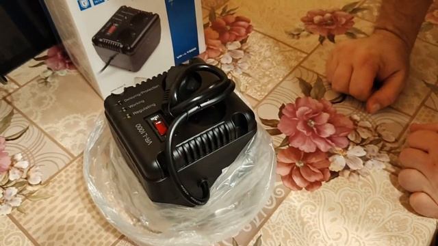 Стабилизатор напряжения SVEN VR L1000 распаковка смотреть онлайн