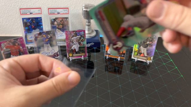 New Release Day!! 2022 Bowman Chrome!! Orange Auto and a Sweet Rookie Orange Refractor!! смотреть онлайн