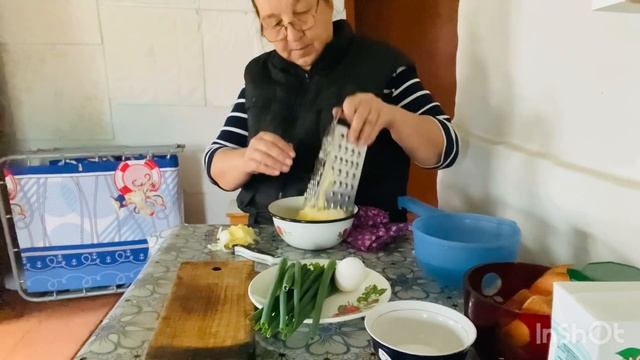 Ковер стирала,драники пекла.Выхожу сегодня в прямой эфир. смотреть онлайн