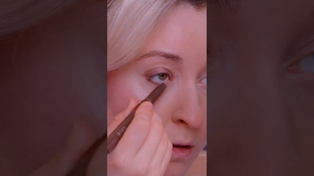 Весенний макияж с лавандовым карандашом Vivienne Sabo Vurtuosr Kajal 07. Я в него влюбилась!💜