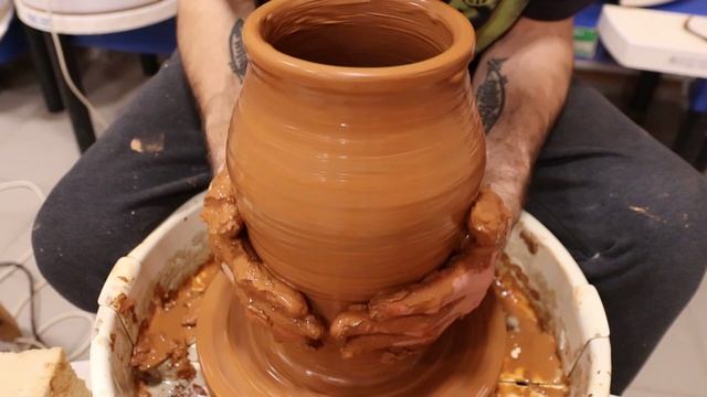 мрачный гончар подмосковья про гончарное дело и керамику в целом смотреть онлайн