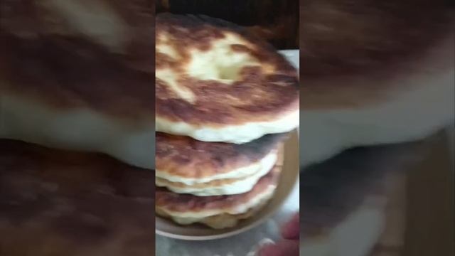 дрожжевые лепёшки к обеду смотреть онлайн
