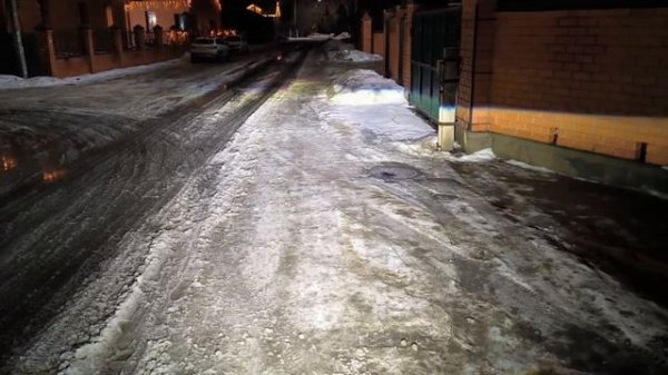 Sariti S7, снег, мокрый асфальт