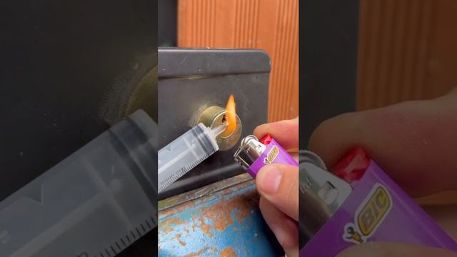 Как достать сломанный ключ