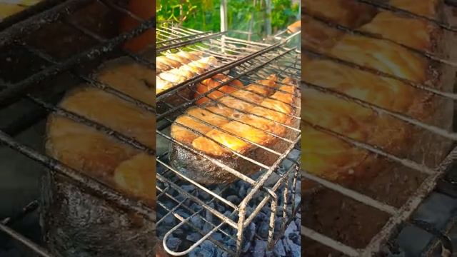 ШАШЛЫК ИЗ СЁМГИ И СЕРДЦА / СЁМГАГРИЛЬ #shorts #trend #top смотреть онлайн