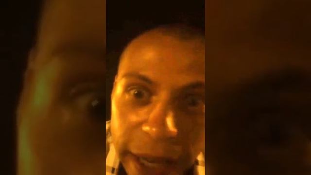 Макс прожигает деньги смотреть онлайн