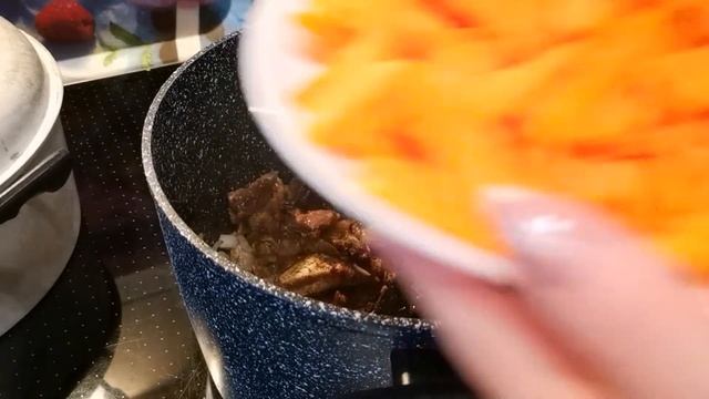 Семейный Ужин * Манты*Плов*и*Салаты смотреть онлайн