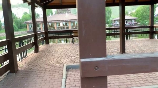 Паштет ШОУ - "Mon Plaisir" ресторан на воде в одном из элитных районов Красноярска