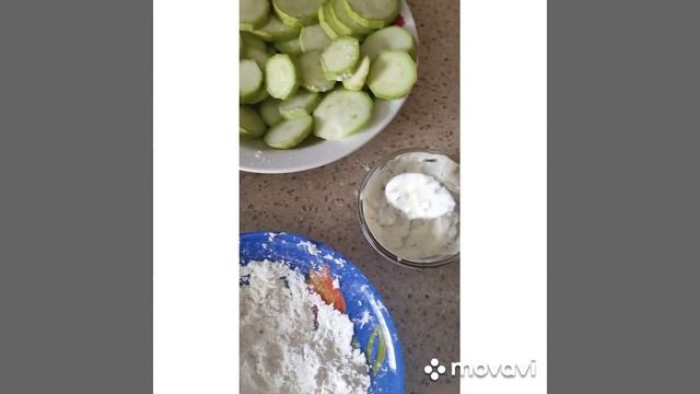 жарю кабачки😀#кабачки #кабачкирецепты #кабачокрецепт #жареныекабачки смотреть онлайн