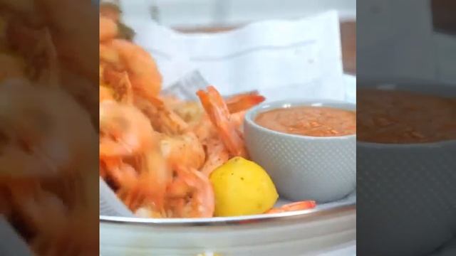 Shrimp Cocktail Recipe with Cocktail Sauce #shorts #shrimpcocktail #shrimp #seafood #recipeshorts смотреть онлайн