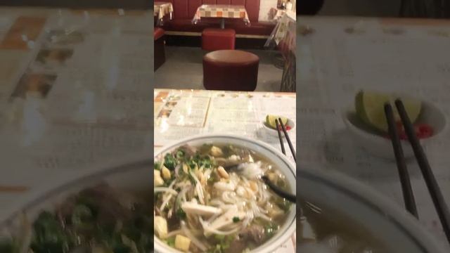 COMFORT FOOD OF PSYCHICS #maritess ,#latestnews #noodles #strretfood #vietnam #comfortfood #shorts смотреть онлайн