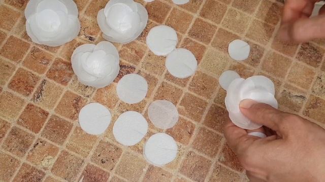 Вафельные цветы Подробно декор для торта простые цветы из вафельной бумаги смотреть онлайн