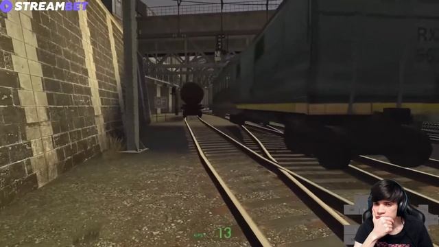 CeMka смотрит: Самое быстрое прохождение Half-Life 2 [Разбор спидрана] смотреть онлайн