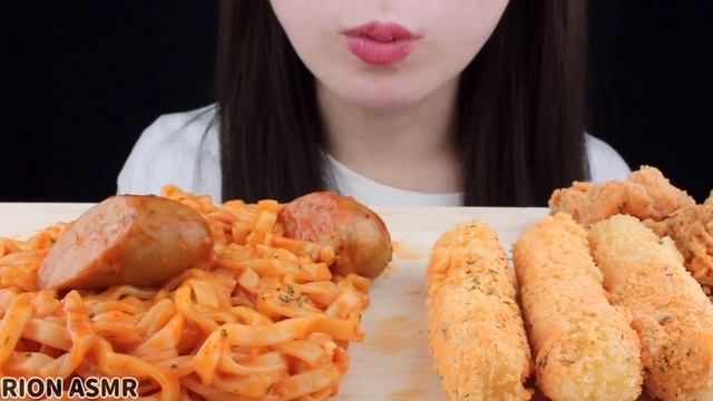 【ASMR】CHEESE BALL,CHEESE STICK,FRIED CHICKEN,CARBO FIRE NOODLE MUKBANG 먹방 EATING SOUNDS NO TALKING смотреть онлайн