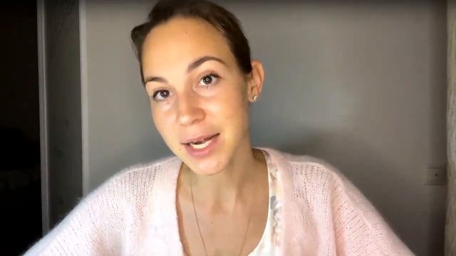 Запись прямого эфира «ЭФИРНЫЕ МАСЛА СПЕЦИЙ И СМОЛ. Как себе помочь в холода?»📌 смотреть онлайн