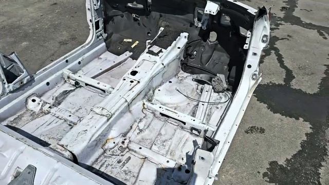 Пол железо на Mercedes-Benz W202 C
