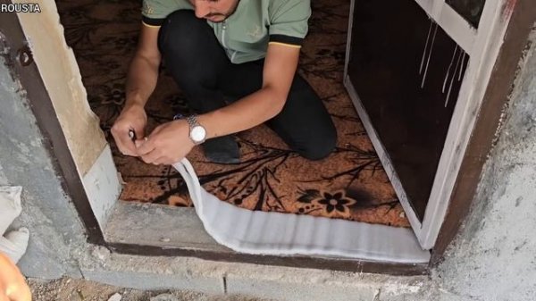 Mother's return to the first house for Zahra and Ruhollah and the story of opposition to return