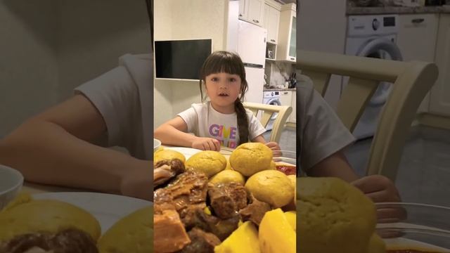 Приготовим кукурузный хинкал? #shorts #хинкал #рецепт смотреть онлайн