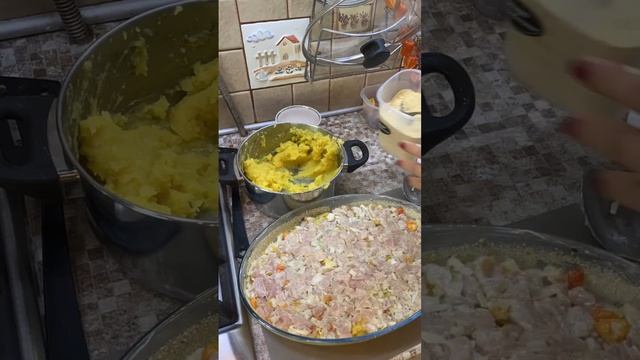 КАРТОФЕЛЬНАЯ ЗАПЕКАНКА С ИНДЕЙКОЙ И ОВОЩАМИ! Поговорим и запеканках 😉👌это вкусно и уютно!￼ смотреть онлайн