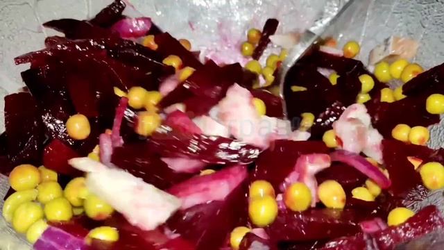 Салат З БУРЯКА І ОСЕЛЕДЦЯ з горошком пісний (без майонезу) за 5 хвилин "НЕ ШУБА": рецепт українсько смотреть онлайн