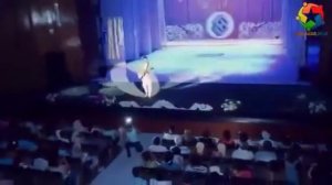 Бир досым бар.