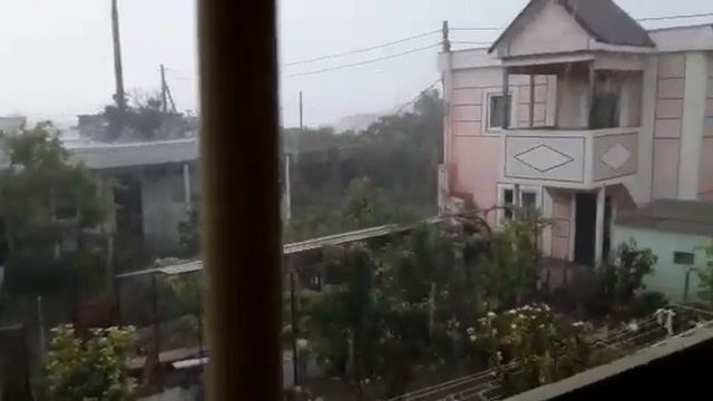 СЕВАСТОПОЛЬ КАЗАЧЬЯ БУХТА 18 ИЮНЯ ЛИВЕНЬ ГРОЗА смотреть онлайн