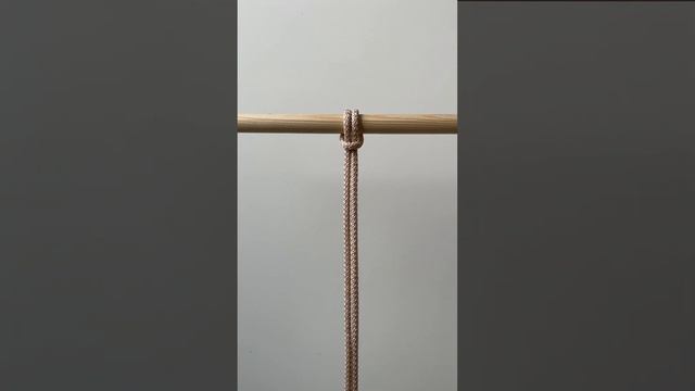 Простое крепление нити к основе #diy #макраме #macrame #урокимакраме смотреть онлайн