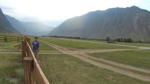 Долина реки Чулышман. Кемпинг Долина водопадов.